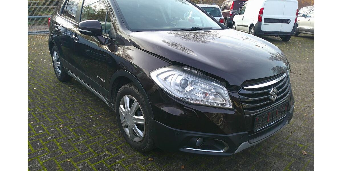 Suzuki SX4 83.000 km 12.999 &euro; Neddemin 17039