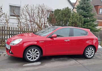 Alfa Romeo Giulietta 109.000 km 8.600 &euro; Nürnberg 90469