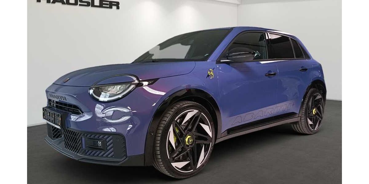 Abarth 600e 6.000 km 36.890 &euro; München 80339
