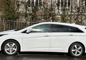 Hyundai i40 190.000 km 8.500 &euro; Kassel 34131