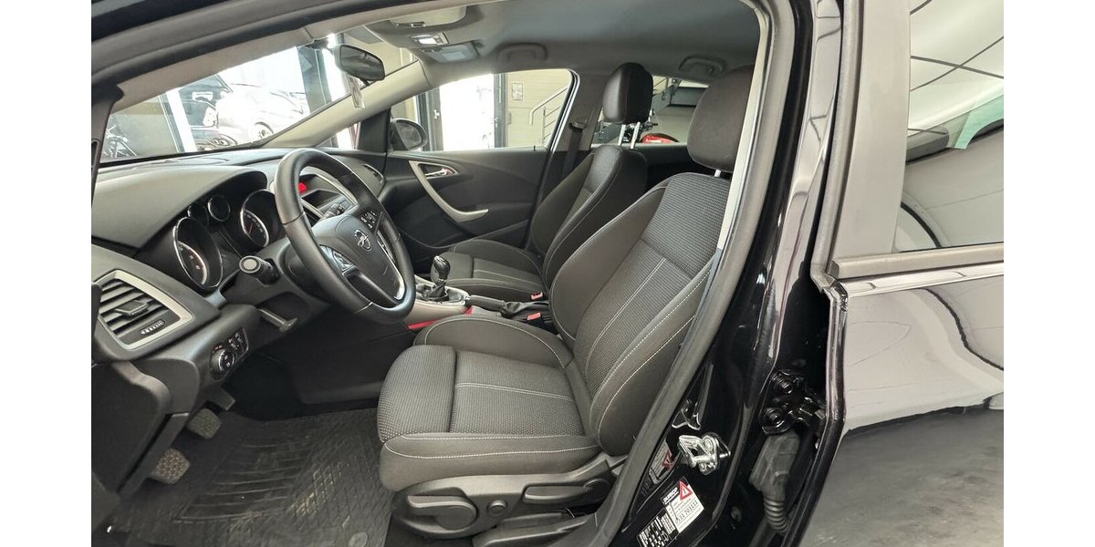 Opel Astra Design Edition 1.6 2.Hand Klimaanlage 119.980 km 5.950 &euro; Lich 35423