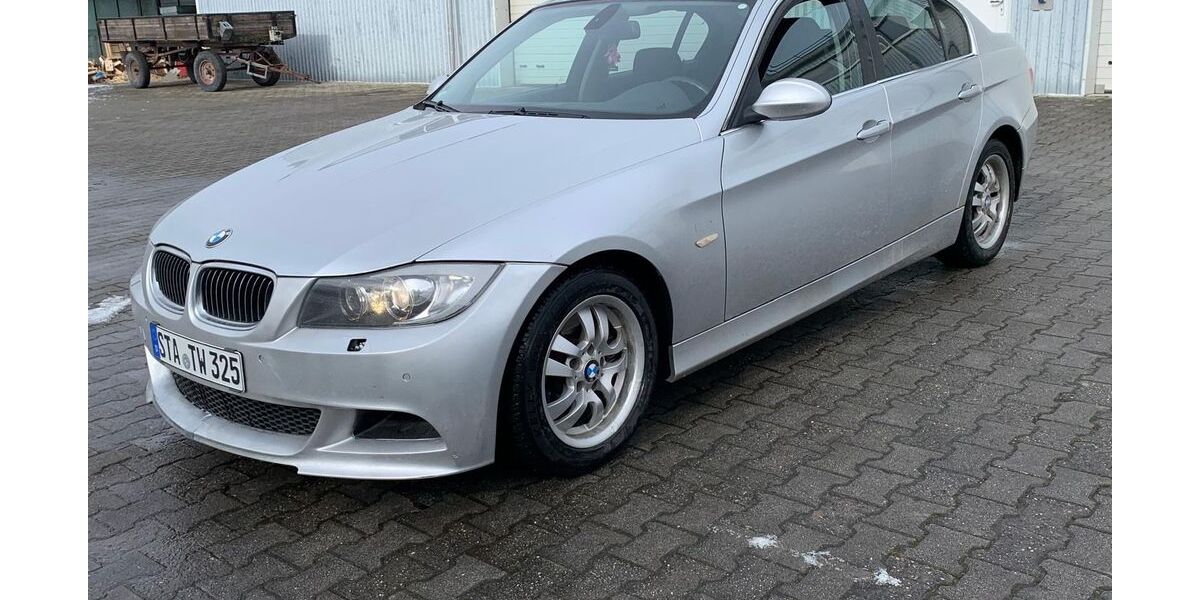 BMW 325 263.944 km 2.499 &euro; München 81243