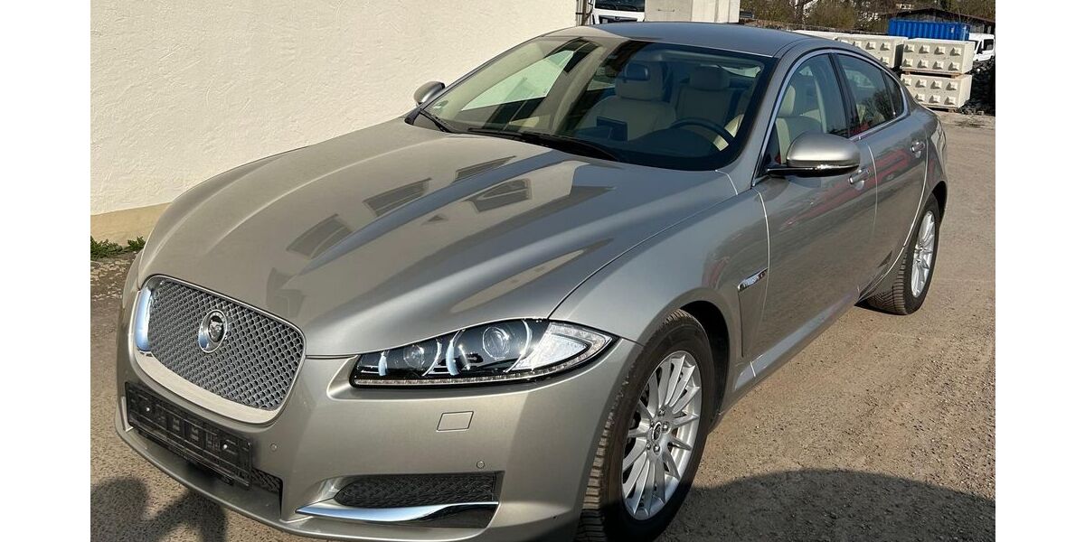 Jaguar XF 50.200 km 12.399 &euro; Friedrichsdorf 61381