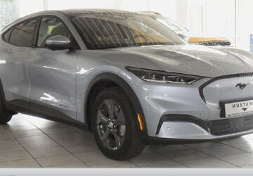 Ford Mustang Mach-E 15.000 km 35.990 &euro; Elmshorn 25337