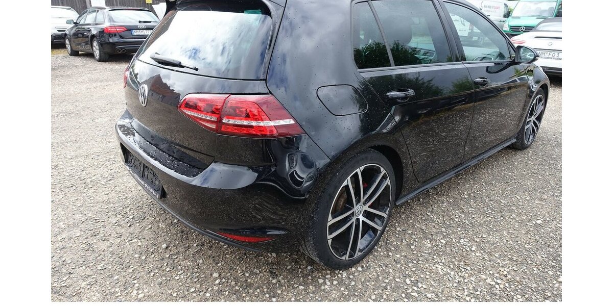 VW Golf GTD BMT Bi-Xenon eGHSD Navi 8-fach bereift 173.800 km 14.950 &euro; Neumarkt/OPf 92318
