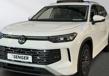 VW Tayron 2.500 km 52.990 &euro; Eutin 23701