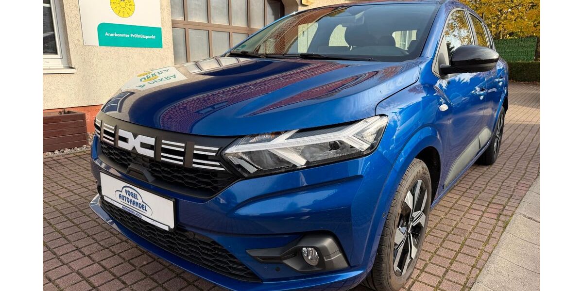 Dacia Sandero 14.622 km 14.970 &euro; Berlin 13059