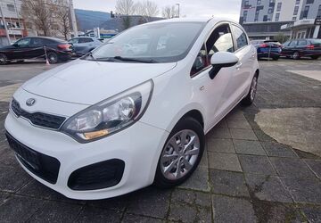 Kia Rio 132.000 km 5.750 &euro; Heidelberg 69115