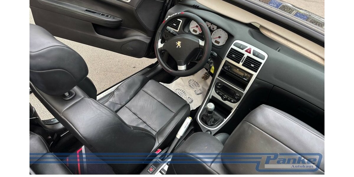 Peugeot 307 CC *SHZ*Leder*PDC*Lichtaut.* 180.465 km 2.890 &euro; Berlin 13187