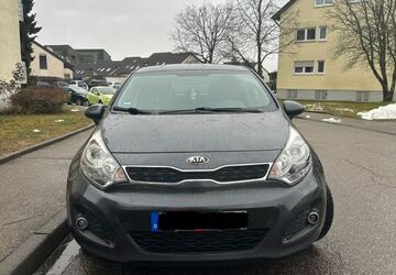 Kia Rio 102.537 km 5.000 &euro; Herbrechtingen 89542