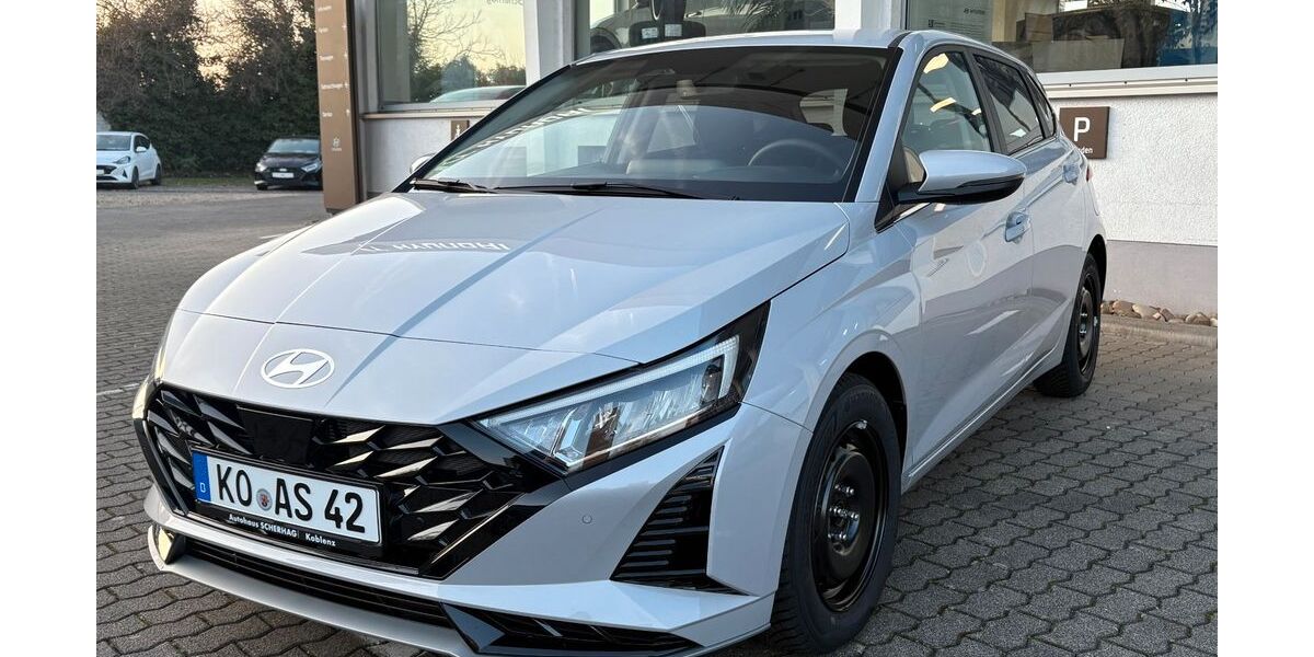 Hyundai i20 2.000 km 23.490 &euro; Koblenz 56072
