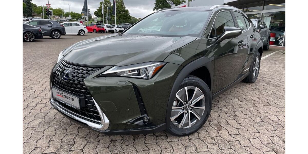 Lexus UX 23.999 km 27.900 &euro; Hildesheim 31137