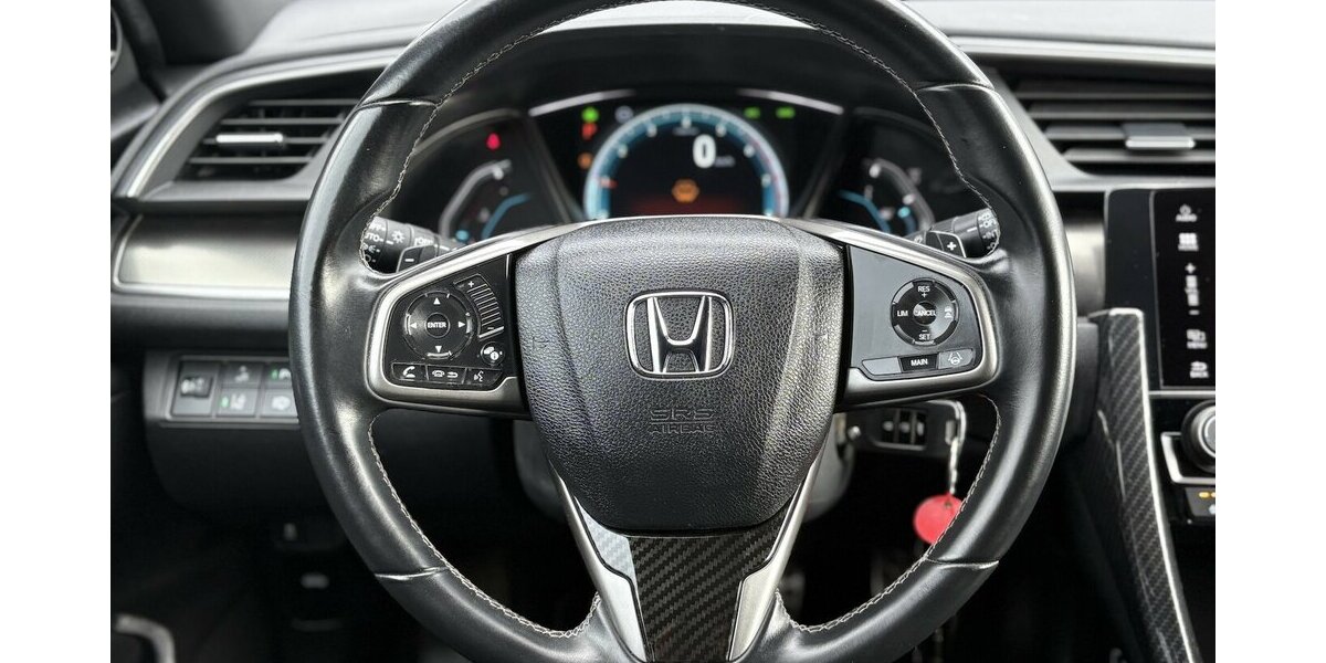 Honda Civic 5-trg.1.0 Elegance KAMERA/NAVI/DAB/AHK/SHZ 128.718 km 13.900 &euro; Villingen-Schwenningen 78054