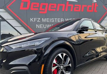 Ford Mustang Mach-E 56.984 km 33.990 &euro; Mönchhagen 18182