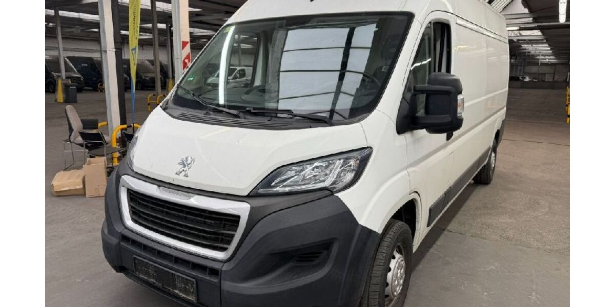 Peugeot Boxer 43.655 km 20.900 &euro; Langen 63225