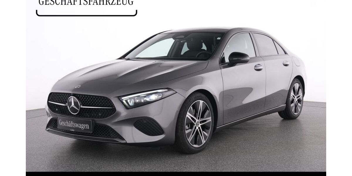 Mercedes-Benz A 180 3.688 km 33.915 &euro; Essen 45309