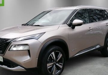 Nissan X-Trail 15.854 km 32.990 &euro; Regensburg 93055