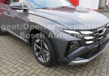 Hyundai TUCSON 1.990 km 31.590 &euro; Hitzacker 29456