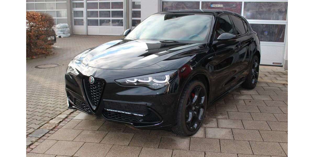 Alfa Romeo Stelvio 76.000 km 32.900 &euro; Weilheim 82362