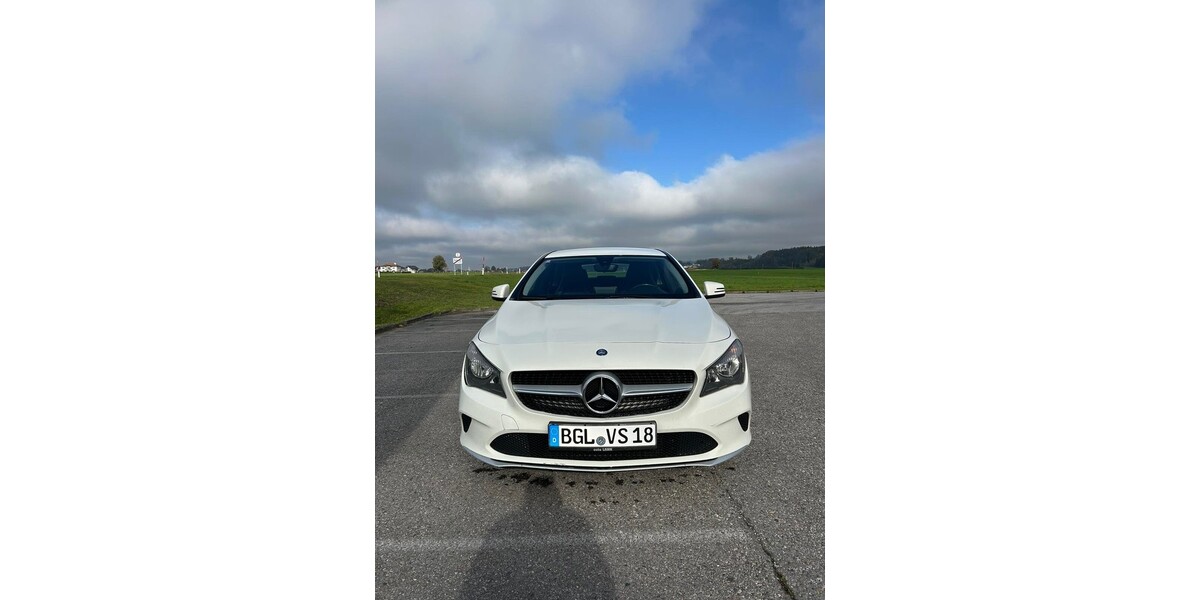 Mercedes-Benz CLA Coupe 235.000 km 12.800 &euro; Bayerisch Gmain 83457