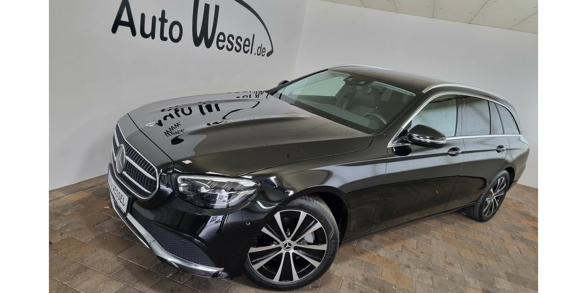 Mercedes-Benz E 300 e PHEV LED ACC Navi Digital Kamera 54.500 km 31.900 &euro; Garrel 49681