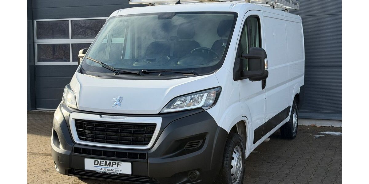 Peugeot Boxer 82.000 km 18.980 &euro; Augsburg 86167