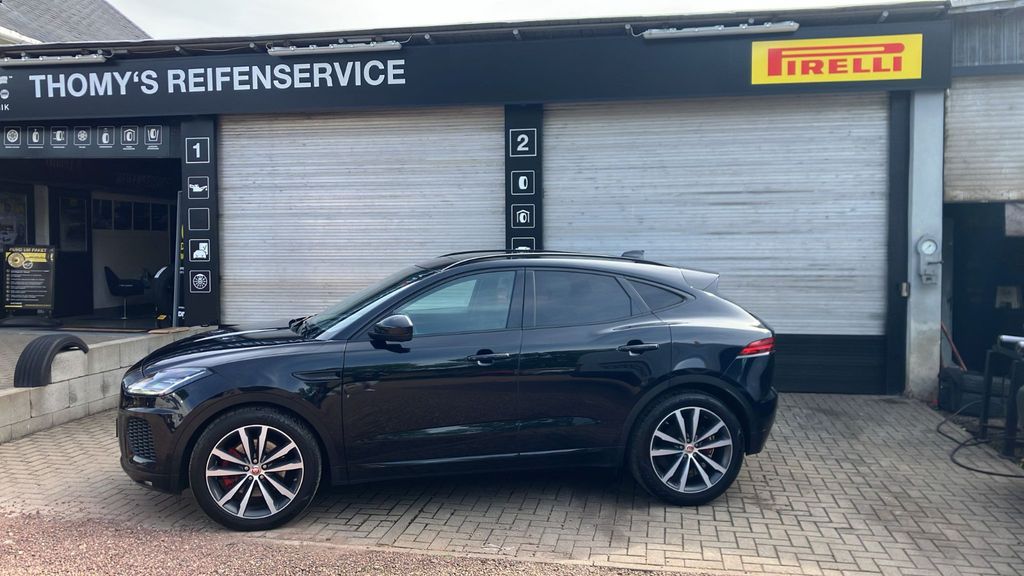 Jaguar E-Pace 112.000 km 23.990 &euro; Chemnitz 09122