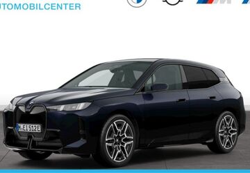 BMW iX 8.000 km 87.990 &euro; Reutlingen 72766