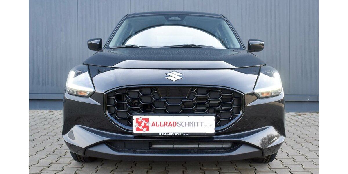 Suzuki Swift Club 1.2l M/T Dualjet Hybrid 8.250 km 16.850 &euro; Höchberg-Würzburg 97204