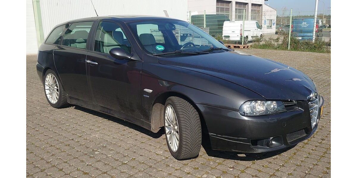 Alfa Romeo 156 110.000 km 1.999 &euro; Germersheim 76726