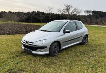 Peugeot 206 144.801 km 1.800 &euro; Hüfingen 78183