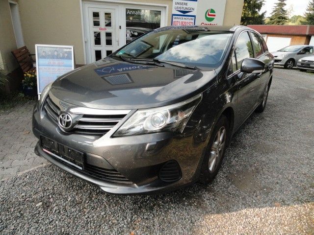 Toyota Avensis 125.000 km 9.995 &euro; Chemnitz 09117