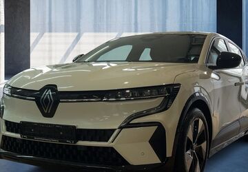 Renault Megane E-TECH 46.134 km 21.990 &euro; Hamburg 20537