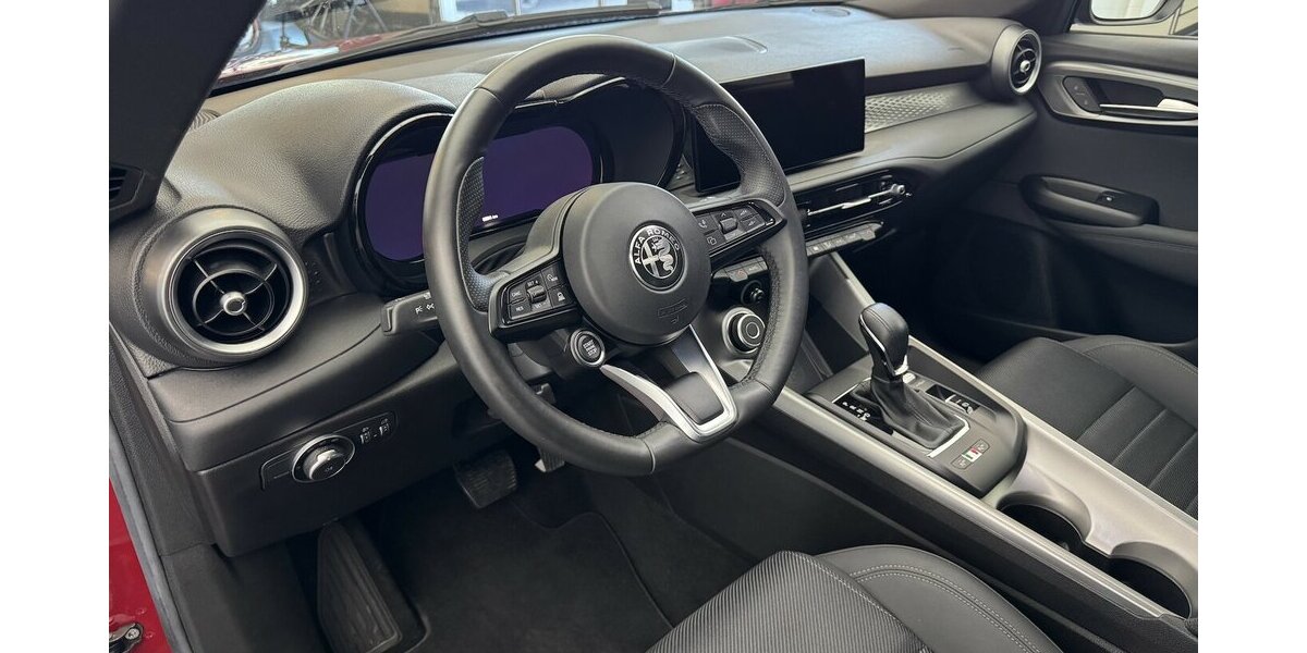 Alfa Romeo Tonale 1.6 VGT-D Sprint ACC Sitzheizung 8.880 km 20.890 &euro; Lich 35423