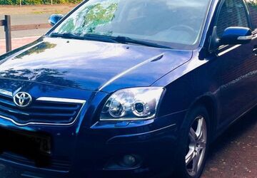 Toyota Avensis 226.000 km 2.250 &euro; Brunsbüttel 25541
