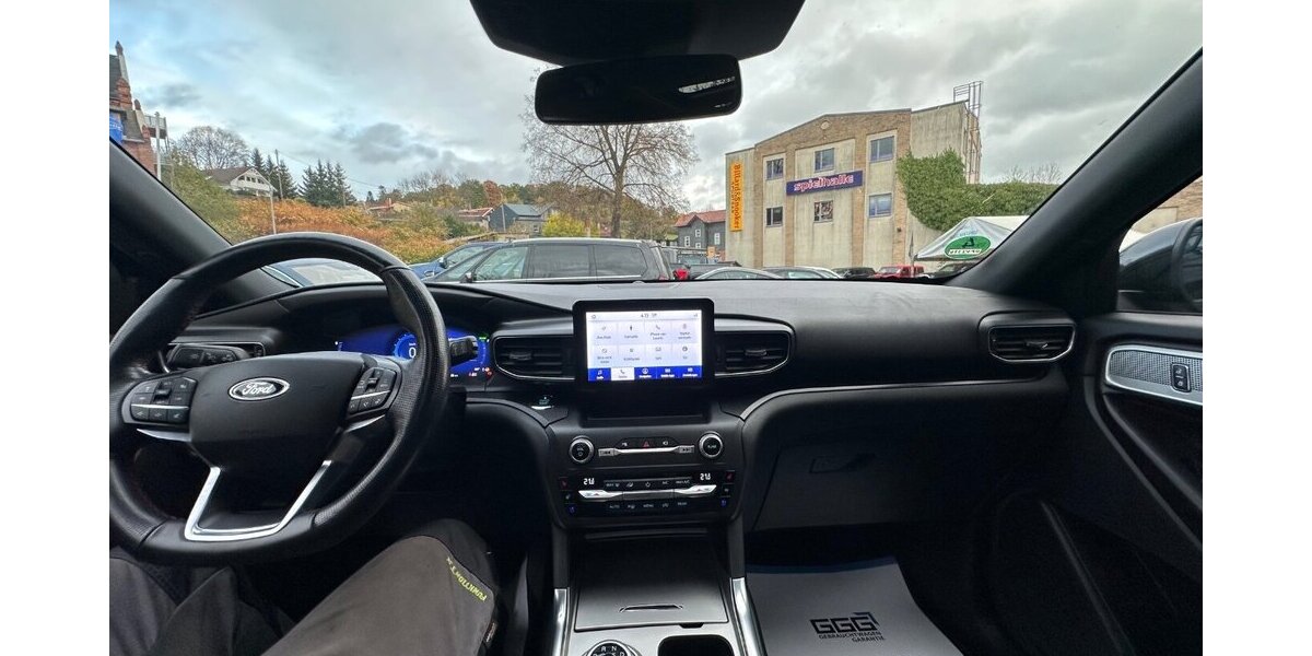 Ford Explorer 3.0 Plug-in-Hybrid 4x4 ST-Line 156.000 km 32.500 &euro; Rudolstadt 07407