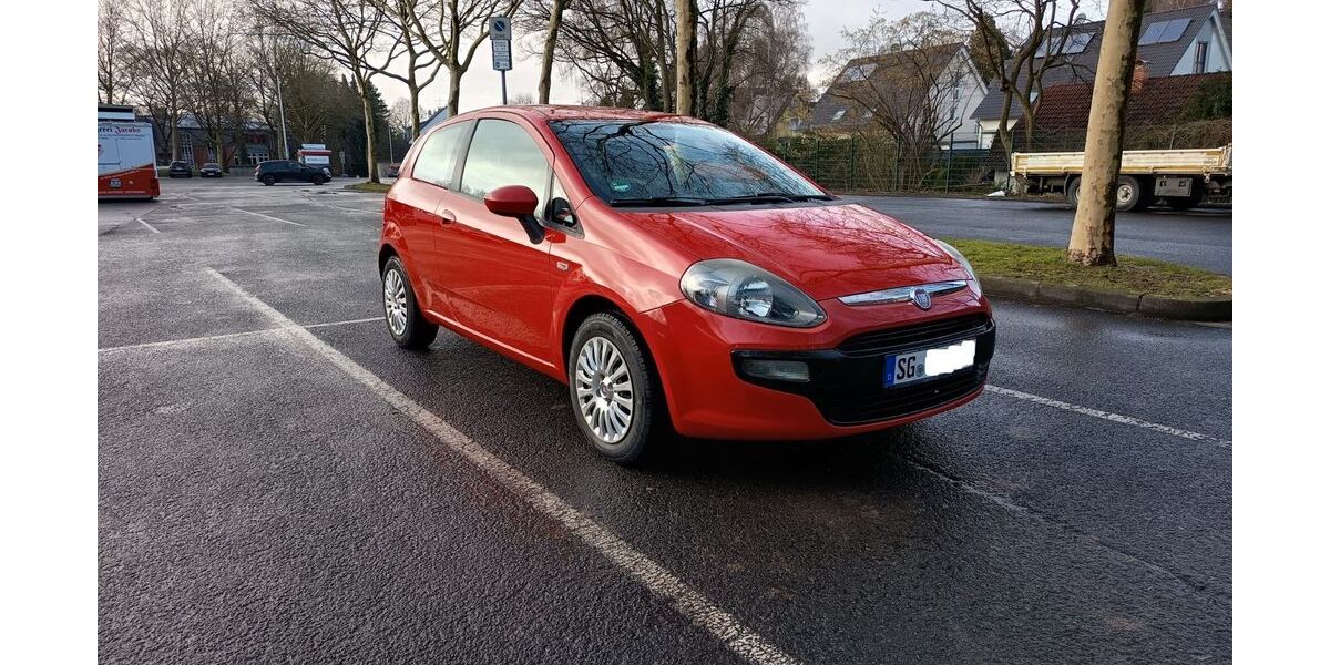 Fiat Punto 133.000 km 2.400 &euro; Solingen 42719