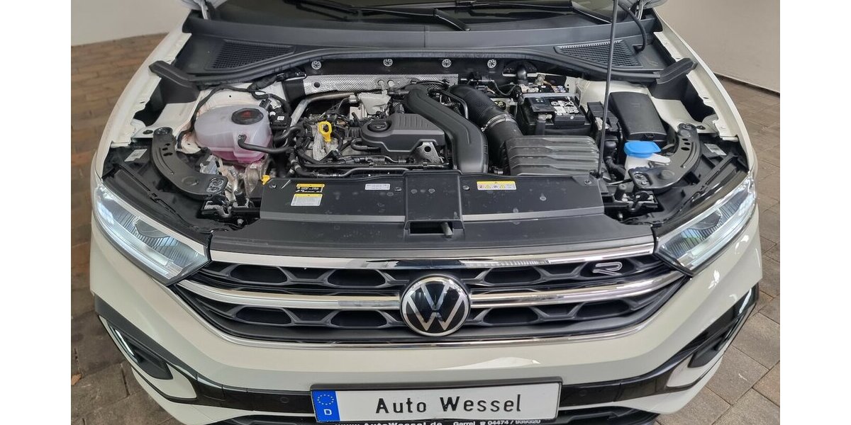 VW T-Roc R-Line 2025 LED-Matrix IQ Kamera VIC DSG 30.400 km 27.500 &euro; Garrel 49681