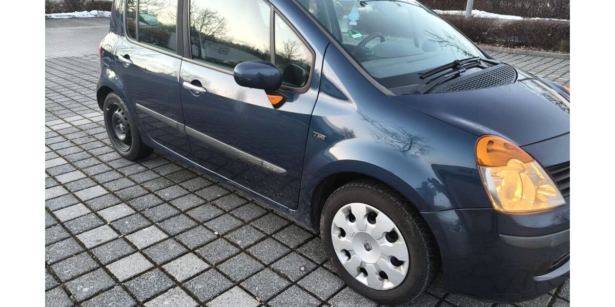 Renault Modus 132.000 km 2.500 &euro; München 81929