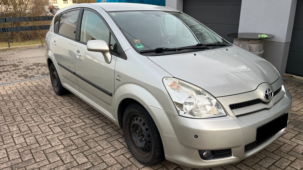 Toyota Corolla Verso 182.522 km 2.850 &euro; Mandelbachtal 66399