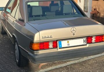 Mercedes-Benz 190 165.000 km 7.500 &euro; Siegen 57078