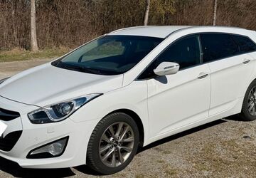 Hyundai i40 142.000 km 7.800 &euro; Unterschleißheim 85716