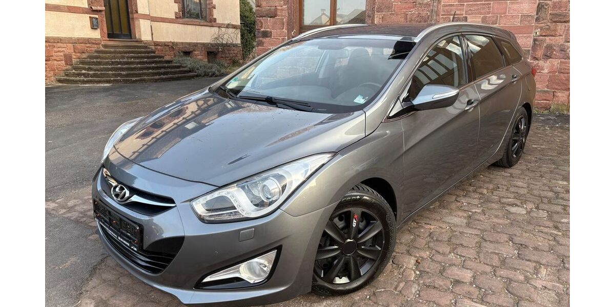 Hyundai i40 119.368 km 7.699 &euro; Freudenberg 97896