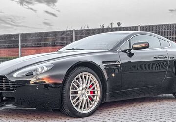 Aston Martin V8 Vantage 77.000 km 52.990 &euro; Vechta 49377