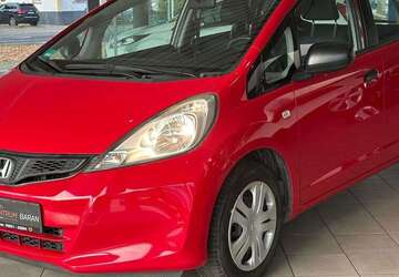 Honda Jazz 82.000 km 8.490 &euro; Kleve 47533