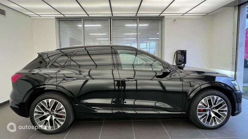 Audi Q8 e-tron 55 408ch S Line quattro 43.000 km 59.980 &euro; Champniers 16430