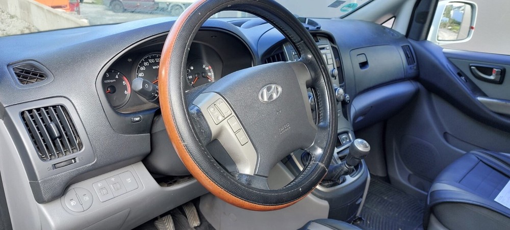 Hyundai Hummer H1 190.000 km 4.900 &euro; Kirchheim 36275