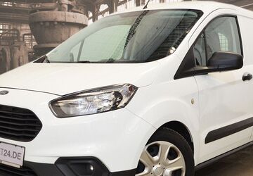 Ford Transit Courier 148.600 km 7.280 &euro; Frankfurt am Main 60314
