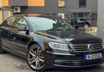 VW Phaeton 179.000 km 15.800 &euro; München 80809