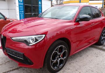 Alfa Romeo Stelvio 102.000 km 23.900 &euro; Krailling bei München 82152